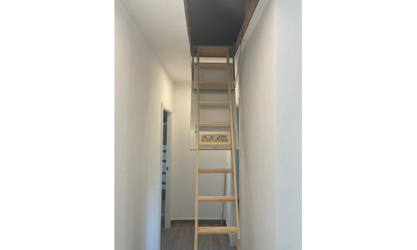 Sale - Town house -
Barbarroja - Barbarroja Alicante