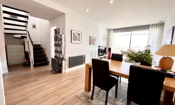 Herverkoop - Apartement Flat -
La Florida