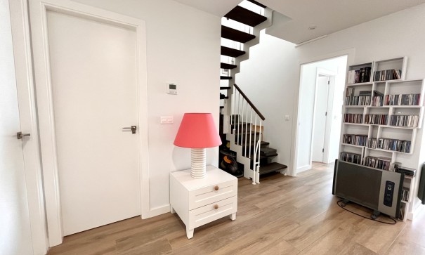 Herverkoop - Apartement Flat -
La Florida