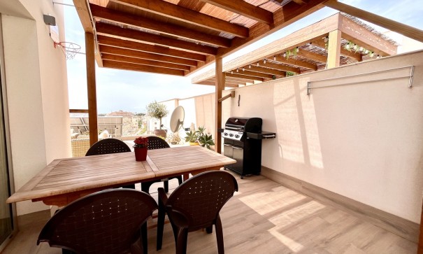 Herverkoop - Apartement Flat -
La Florida