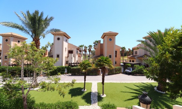 Venta - Villa adosada -
Algorfa - La Finca Golf Resort