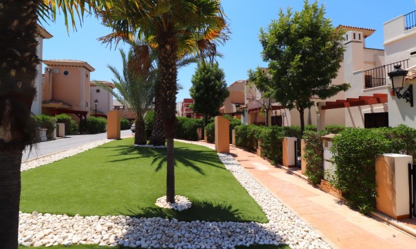 Venta - Villa adosada -
Algorfa - La Finca Golf Resort