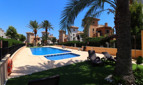 Venta - Villa adosada -
Algorfa - La Finca Golf Resort