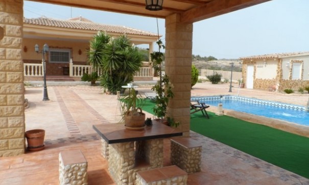 Sale - Finca Country Property -
Elche