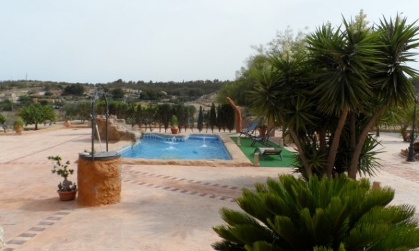 Sale - Finca Country Property -
Elche
