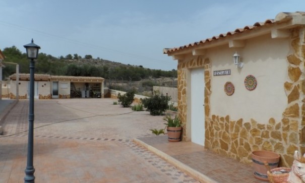 Sale - Finca Country Property -
Elche