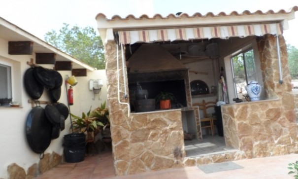 Sale - Finca Country Property -
Elche