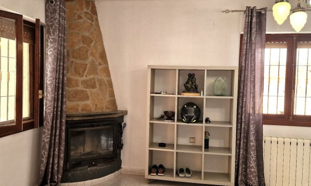 Sprzedaż - Willa wolnostojąca -
Las Filipinas