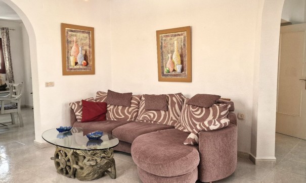 Sprzedaż - Willa wolnostojąca -
Las Filipinas