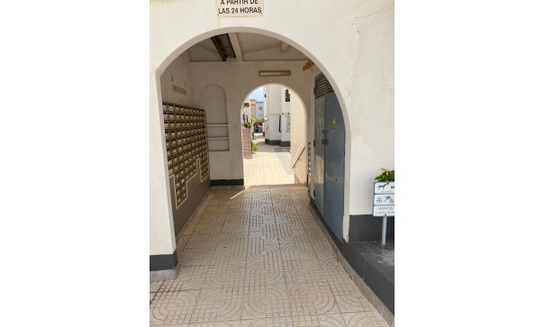 Revente - Appartement -
Torrevieja