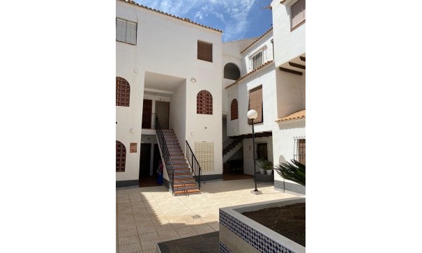 Revente - Appartement -
Torrevieja