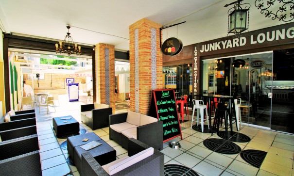 Återförsäljning - Kommersiell -
Villamartín