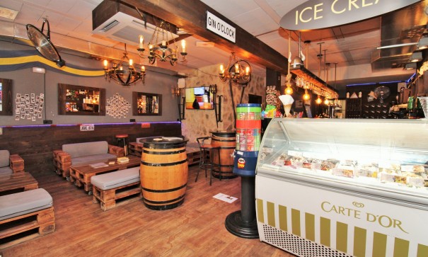 Återförsäljning - Kommersiell -
Villamartín