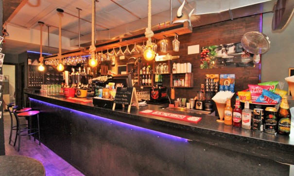 Återförsäljning - Kommersiell -
Villamartín