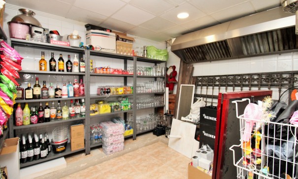 Återförsäljning - Kommersiell -
Villamartín