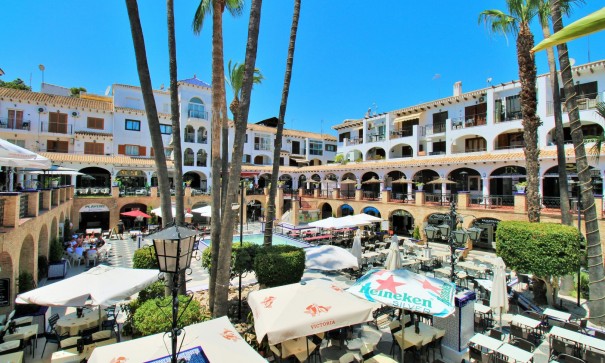 Återförsäljning - Kommersiell -
Villamartín