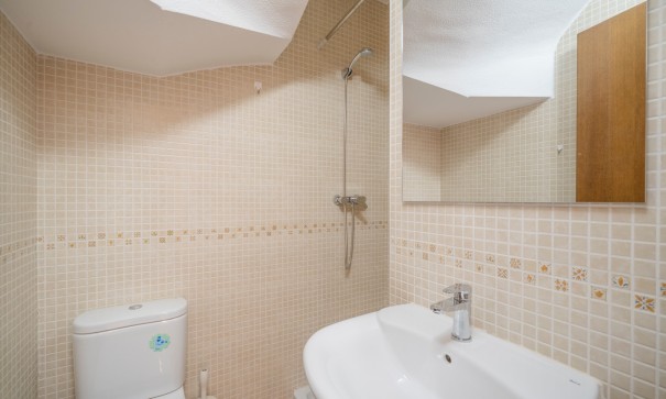 Resale - Wohnung Appartement -
Algorfa