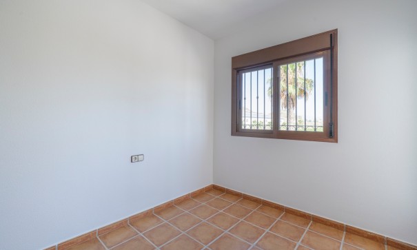 Resale - Wohnung Appartement -
Algorfa