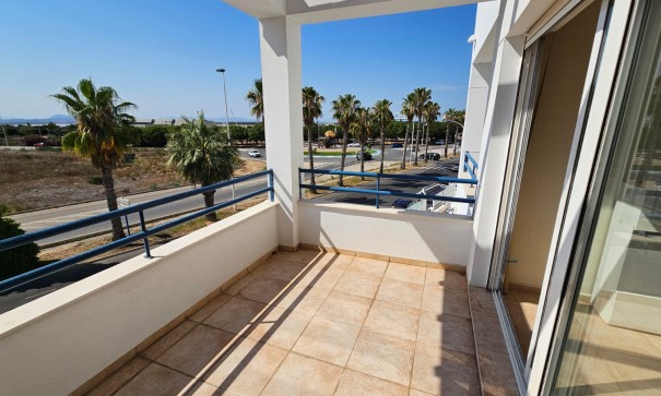 Resale - Wohnung Appartement -
Torrevieja