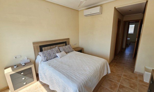 Resale - Wohnung Appartement -
Torrevieja