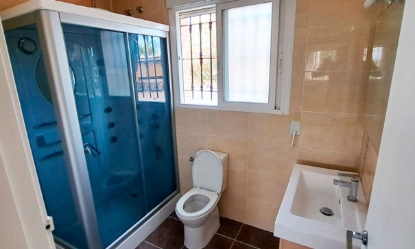 Återförsäljning - Finca lantlig egendom -
Catral - Catral - Country