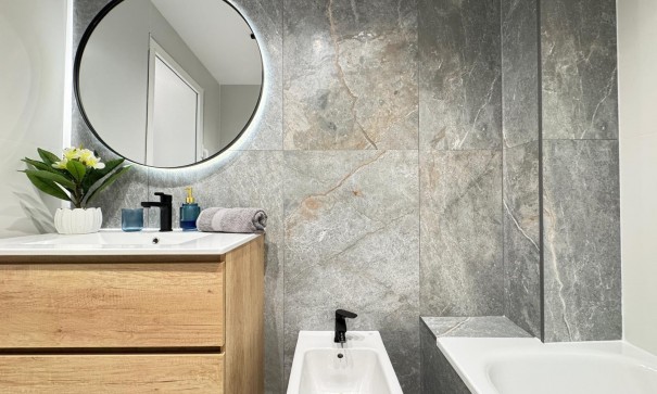 Sale - Apartment Flat -
Torrevieja - Playa de los locos