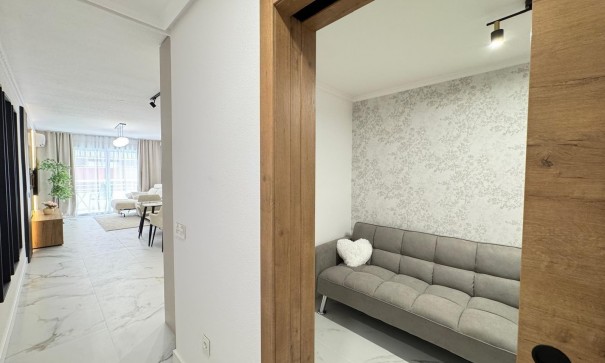 Sale - Apartment Flat -
Torrevieja - Playa de los locos