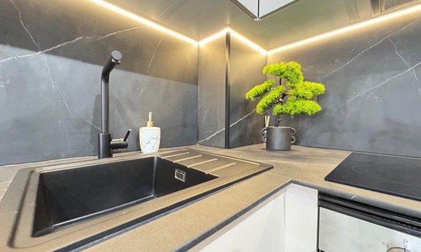 Sale - Apartment Flat -
Torrevieja - Playa de los locos