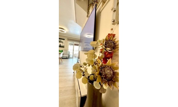 Återförsäljning - Fristående villa -
Orihuela Costa - La Regia