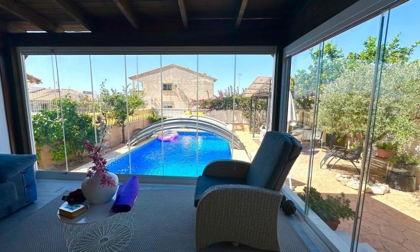 Återförsäljning - Fristående villa -
Orihuela Costa - La Regia