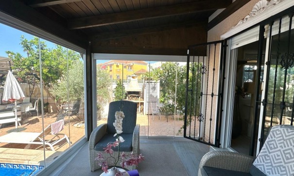 Återförsäljning - Fristående villa -
Orihuela Costa - La Regia