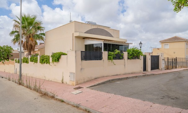Sale - Detached Villa -
Ciudad Quesada - Rojales - Rojales