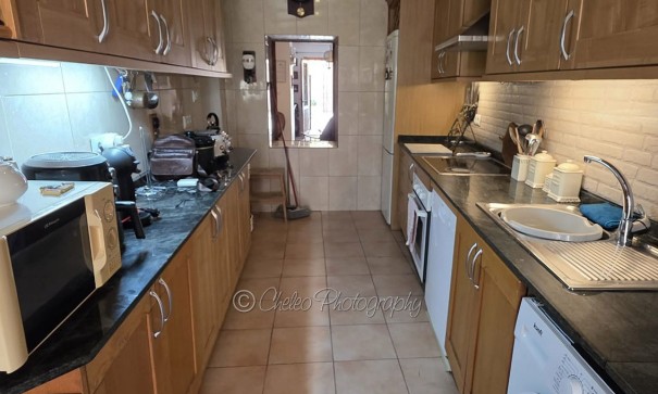 Herverkoop - Stadswoning -
Catral - CatralAlicanteValenciaSpain