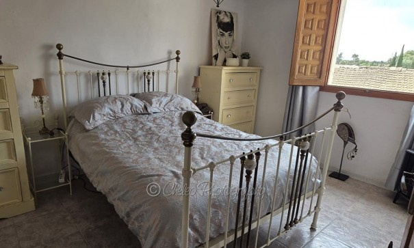 Herverkoop - Stadswoning -
Catral - CatralAlicanteValenciaSpain