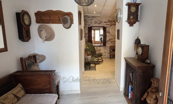 Herverkoop - Stadswoning -
Catral - CatralAlicanteValenciaSpain