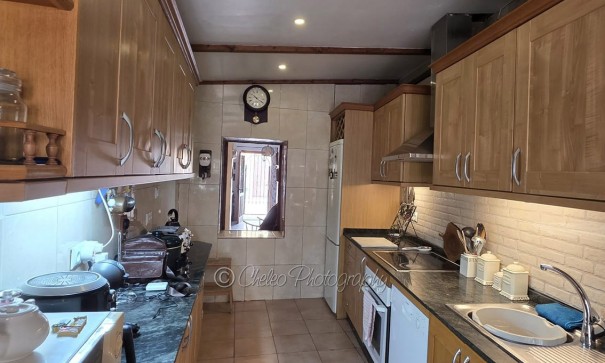 Herverkoop - Stadswoning -
Catral - CatralAlicanteValenciaSpain