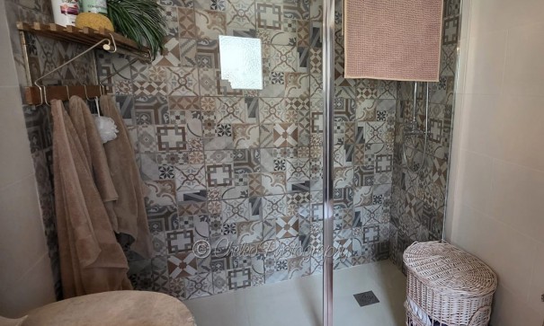 Herverkoop - Stadswoning -
Catral - CatralAlicanteValenciaSpain