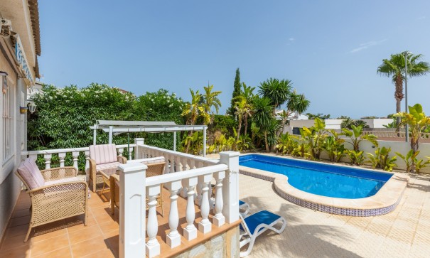 Resale - Freistehende Villa -
San Fulgencio