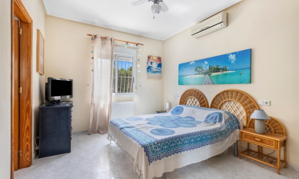 Herverkoop - Vrijstaande Villa -
San Fulgencio