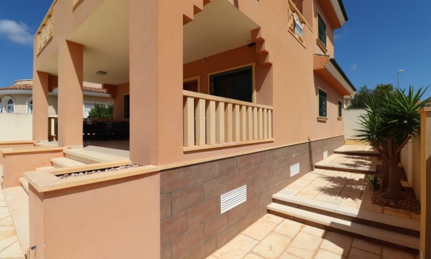 Sale - Detached Villa -
Ciudad Quesada - Rojales - La Fiesta
