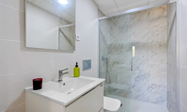 Revente - Appartement -
Orihuela Costa - Punta Prima