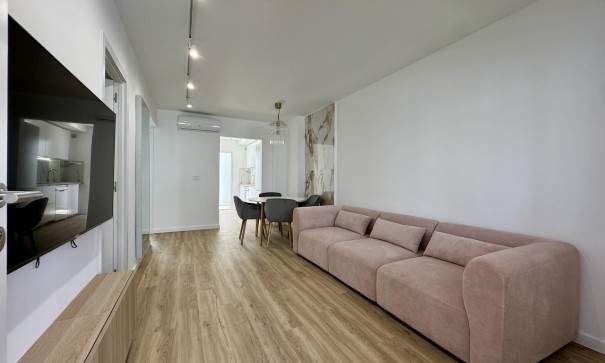 Sale - Apartment Flat -
Los Altos