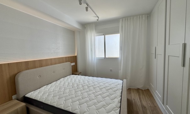 Sale - Apartment Flat -
Los Altos
