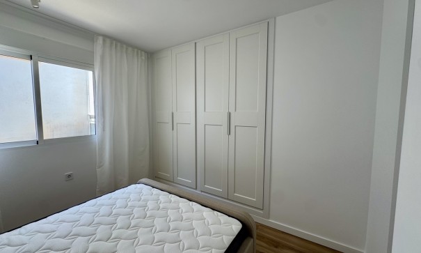 Sale - Apartment Flat -
Los Altos