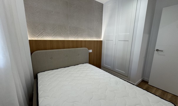 Sale - Apartment Flat -
Los Altos