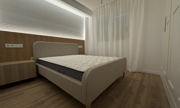 Sale - Apartment Flat -
Los Altos