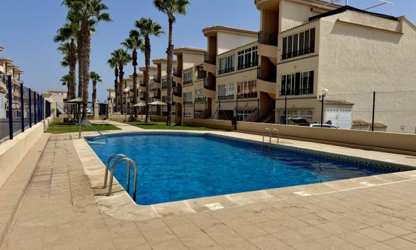 Sale - Apartment Flat -
Los Altos
