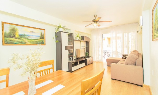 Återförsäljning - Lägenhet lägenhet -
Torrevieja - Playa del cura