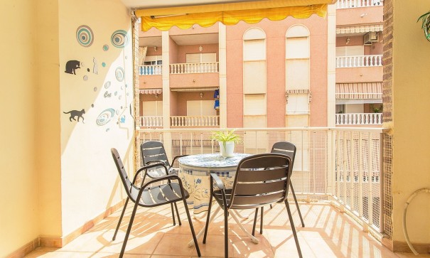Återförsäljning - Lägenhet lägenhet -
Torrevieja - Playa del cura