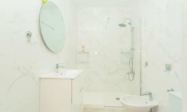 Återförsäljning - Lägenhet lägenhet -
Torrevieja - Playa del cura